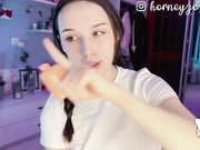 hor-neyJ0zy