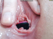 hoot_andreeaxxx  пися и нечто инородное