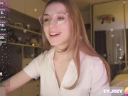 hor-neyJ0zy