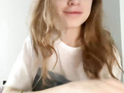 hor-neyJ0zy