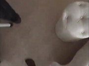 _Chimera_снимает колготки