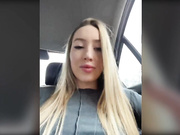 ParisHill показала сиськи в такси