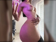 EVERGLOW танец в чулках