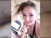 Пара молодых-секс в гараже