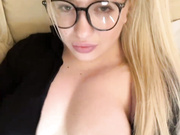 -Sonya699-