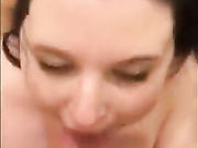 ДЕВИЦА ОТСОСАЛА