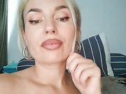 Онлайн-эровидеочат с MinniMia на BongaCams 2024-04-15 10_59