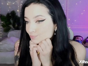 LeyaKey - шаловливые пальчики в трусиках