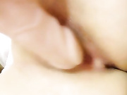 САМА СЕБЯ ТРАХАЕТ