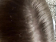 ДЕВИЦА СОСЕТ И ТРАХАЕТСЯ