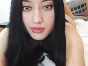 ДЕВИЦА СОСЕТ И ДРОЧИТ