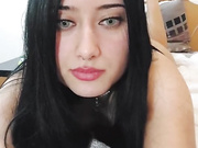 ДЕВИЦА СОСЕТ И ДРОЧИТ