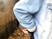 местные девки за гаражами