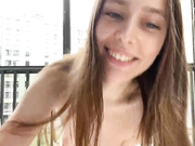 kaymassey2 - голенькая милашка на балконе