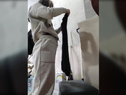 Konfeta-1 шоу в темных колготках на работе