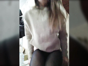 Konfeta-1 шоу в темных колготках на работе