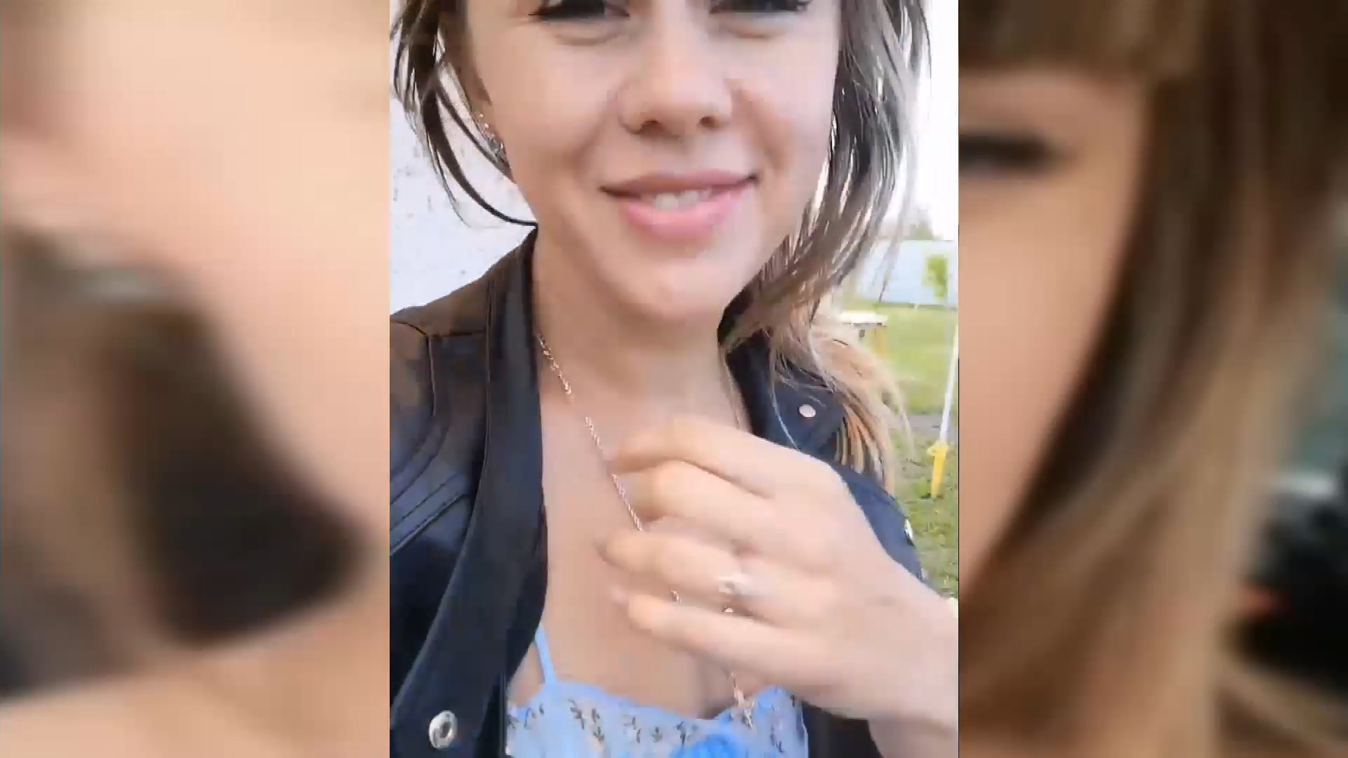 Vanilla_sexy беременная в колготках во дворе