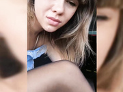 Vanilla_sexy в колготках в тачке