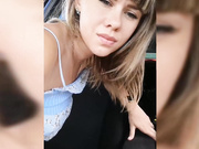 Vanilla_sexy в колготках в тачке