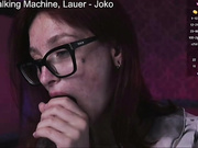 Suk_ki - вылизывает прозрачный дилдо