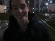 ДЕВИЦА ОТСОСАЛА