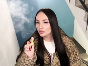 ДЕВИЦА ОТСОСАЛА