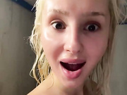 evaxxs в хостеле, за ширмой соседи