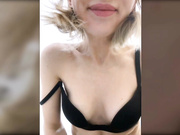 Witch_peach пальчик в анал