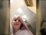 _Katrinka_ шоу в туалете-3