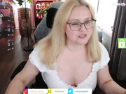 Онлайн-эровидеочат с KristinaKesh на BongaCams 2024-08-20 15_56