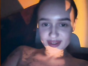 Italianka - трахается с дилдо во всех позах + бъёт себя