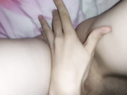 ДЕВИЦА ДРОЧИТ