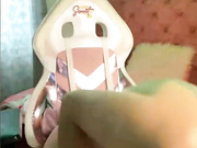 Милфа наедине с дилдо