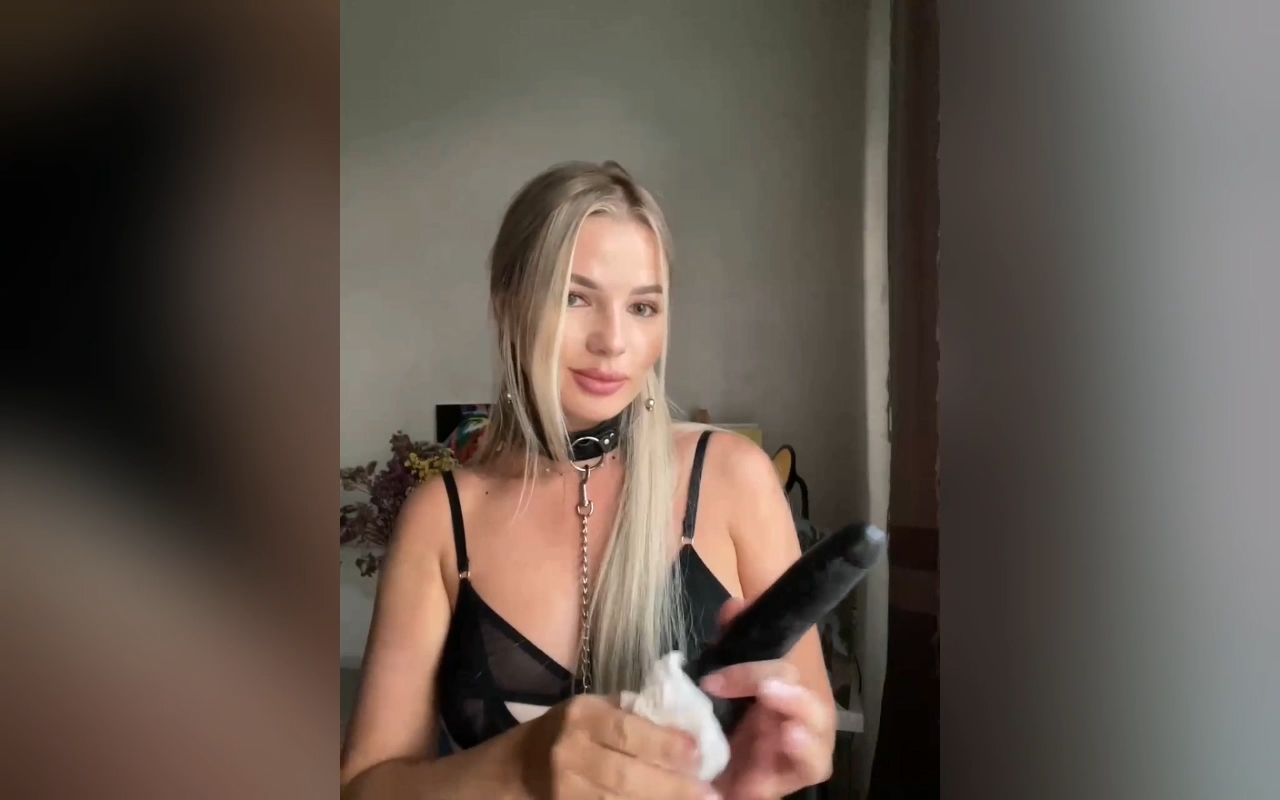 Alice888 анал черным