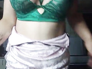 Sweet-Candy88 указала писю