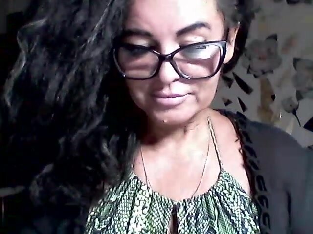 Онлайн-эровидеочат с BlackMooon на BongaCams 2024-09-08 12_11