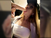 ALVUWKA в туалете с дилдо