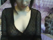 Секси брюнетка