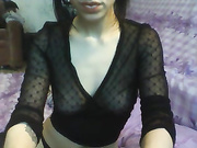 Секси брюнетка