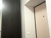 -Lana-Chester- встретила курьера