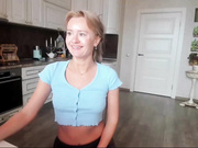 MissMotiveted сняла колготки и трахнула киску-2