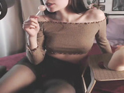 SashiMIa стрим в колготках