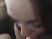 ДЕВИЦА ОТСОСАЛА