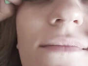 СОСЕТ И ТРАХАЕТСЯ