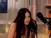 GessiFossa - голенькая киска демонстрирует свои аппетитные формы