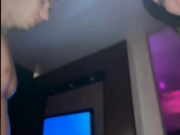 MirBezumia - зажигательная брюнетка с идеальными формами развлекается со своим парнем