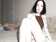 САМА СЕБЯ ТРАХАЕТ