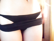 ДЕВИЦА ДРОЧИТ