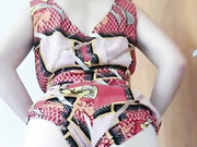 ГОЛАЯ ДЕВИЦА