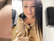 KatrinPirs - ласкает свою киску сидя на твоём лице